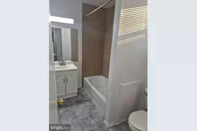 34 Florence Tollgate Place, Florence, NJ 08518 - Photo 5