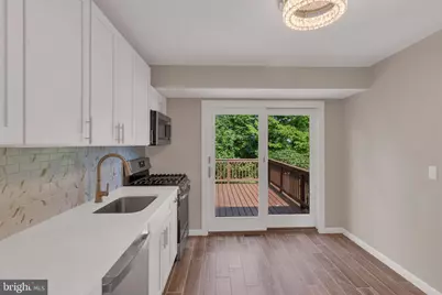 211 Front Street, Mount Holly, NJ 08060 - Photo 9