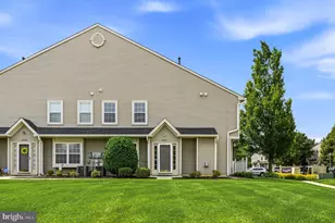 2401 Gramercy Way, Mount Laurel, NJ 08054 - Photo 3