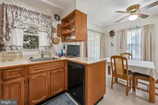 57 Pond Ln, Willingboro, NJ 08046 - Photo 9