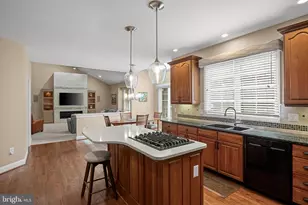 144 Country Club Dr, Moorestown, NJ 08057 - Photo 7