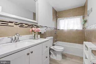 26 Bayberry Ln, Willingboro, NJ 08046 - Photo 15