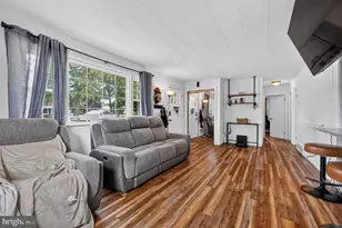 401 Jefferson St, Palmyra, NJ 08065 - Photo 3
