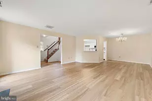 301 Oliphant Ln, Mount Laurel, NJ 08054 - Photo 5