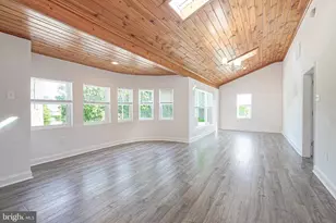 8 Lakeside Dr, Medford, NJ 08055 - Photo 11