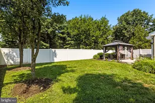 11 Elkington Dr, Mount Laurel, NJ 08054 - Photo 11