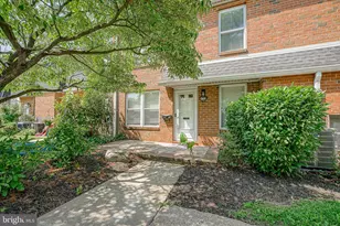 1046 Harbour Dr, Palmyra, NJ 08065 - Photo 3