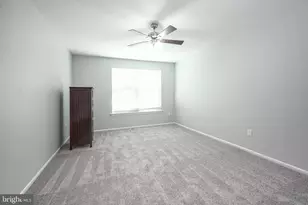 1046 Harbour Dr, Palmyra, NJ 08065 - Photo 17
