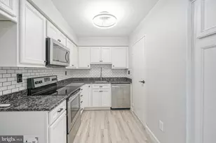 1046 Harbour Dr, Palmyra, NJ 08065 - Photo 5