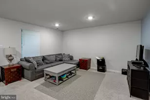 104 Levis Dr, Mount Holly, NJ 08060 - Photo 5