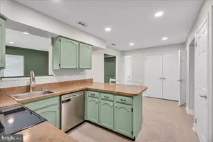 166 Stratton Ln, Mount Laurel, NJ 08054 - Photo 11