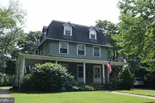 208 Linden Ave, Riverton, NJ 08077 - Photo 1