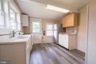 23 Pine St, Mount Holly, NJ 08060 - Photo 1