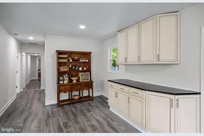 16 Oregon Avenue, Mount Laurel, NJ 08054 - Photo 11
