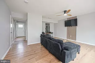 341 Clarkson St, Burlington, NJ 08016 - Photo 3