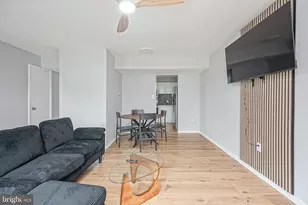 341 Clarkson St, Burlington, NJ 08016 - Photo 5