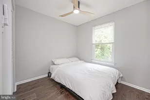 341 Clarkson St, Burlington, NJ 08016 - Photo 13