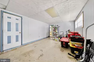 159 Millbrook Dr, Willingboro, NJ 08046 - Photo 17