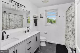 2347 Kinkora Rd, Bordentown, NJ 08505 - Photo 17