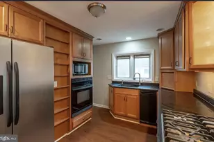 7 North St, Medford, NJ 08055 - Photo 5