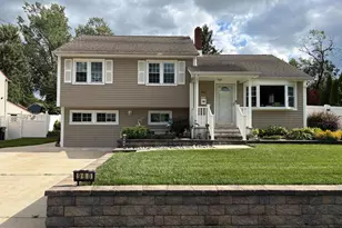 960 Woodlane Rd, Mount Holly, NJ 08060 - Photo 1