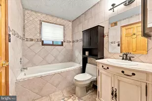 4703B Dunbarton Rd, Mount Laurel, NJ 08054 - Photo 15