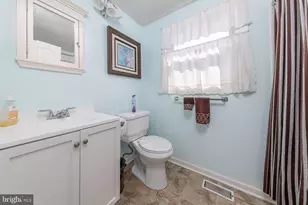 40 Norwood Ln, Willingboro, NJ 08046 - Photo 21