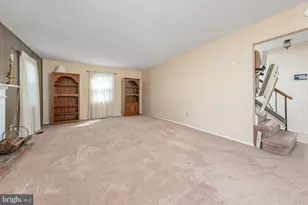 40 Norwood Ln, Willingboro, NJ 08046 - Photo 7