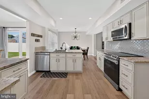 7 Tenby Ln, Marlton, NJ 08053 - Photo 9