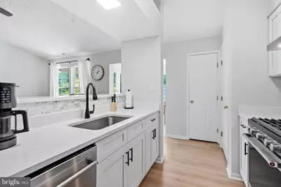 72 Eldon Way, Marlton, NJ 08053 - Photo 15