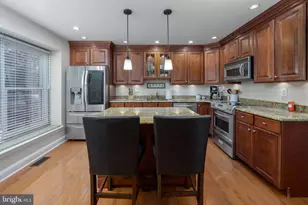 305 Williamsburg Ct, Marlton, NJ 08053 - Photo 5