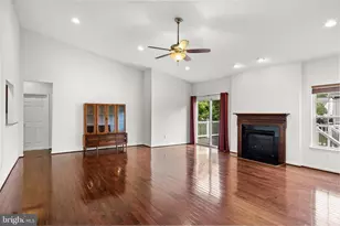 29 Applegate Dr, Florence, NJ 08518 - Photo 5
