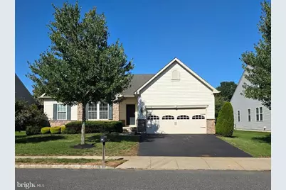 29 Applegate Drive, Florence, NJ 08518 - Photo 1
