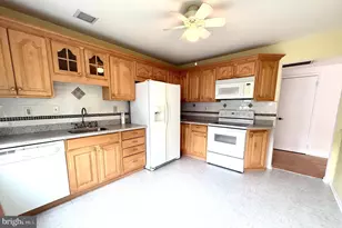 14 Cotherstone Dr, Southampton, NJ 08088 - Photo 13