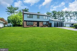 61 Triangle, Willingboro, NJ 08046 - Photo 1