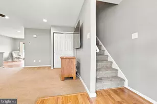 17 Grayson Pl, Burlington, NJ 08016 - Photo 3