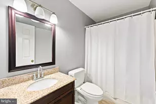 17 Grayson Pl, Burlington, NJ 08016 - Photo 27
