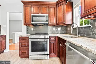 17 Grayson Pl, Burlington, NJ 08016 - Photo 11