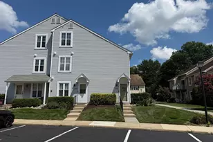 1705 Heatherstone Ct, Mount Laurel, NJ 08054 - Photo 1