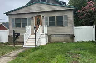 15 E Charles St, Palmyra, NJ 08065 - Photo 1