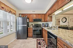 5105A Adelaide Dr, Mount Laurel, NJ 08054 - Photo 9