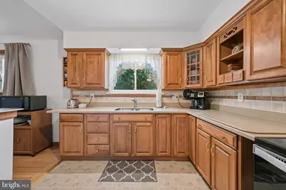 424 California Trail, Browns Mills, NJ 08015 - Photo 9