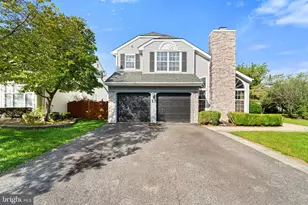 37 Wesley Ln, Burlington, NJ 08016 - Photo 3