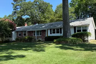 107 N Lakeside Dr E, Medford, NJ 08055 - Photo 1