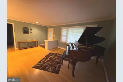 107 N Lakeside Drive E, Medford, NJ 08055 - Photo 5