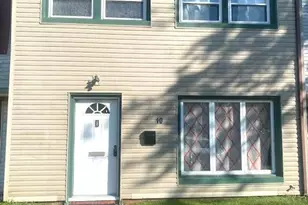 10 Ruscombe Ct, Willingboro, NJ 08046 - Photo 1