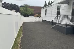 239 Washington St, Fieldsboro, NJ 08505 - Photo 15