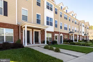 131 Riverwalk Blvd, Burlington, NJ 08016 - Photo 3