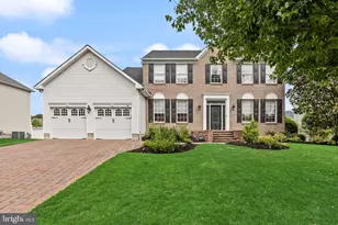 23 Edgewater Dr, Hainesport, NJ 08036 - Photo 1