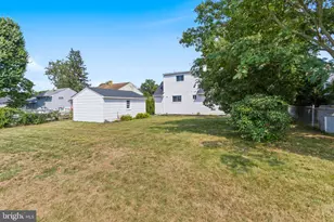 69 Charles Bossert Dr, Bordentown, NJ 08505 - Photo 29